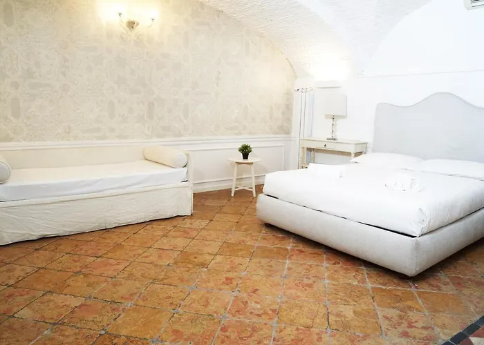 Domus 14 Bed & Breakfast 3*