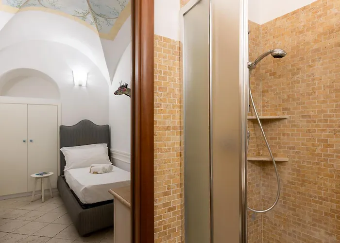 Domus 14 Bed & Breakfast 3*