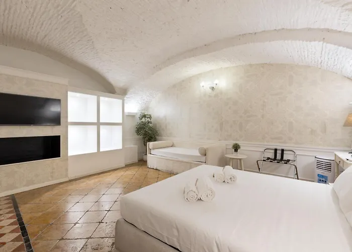 Domus 14 Bed & Breakfast 3*